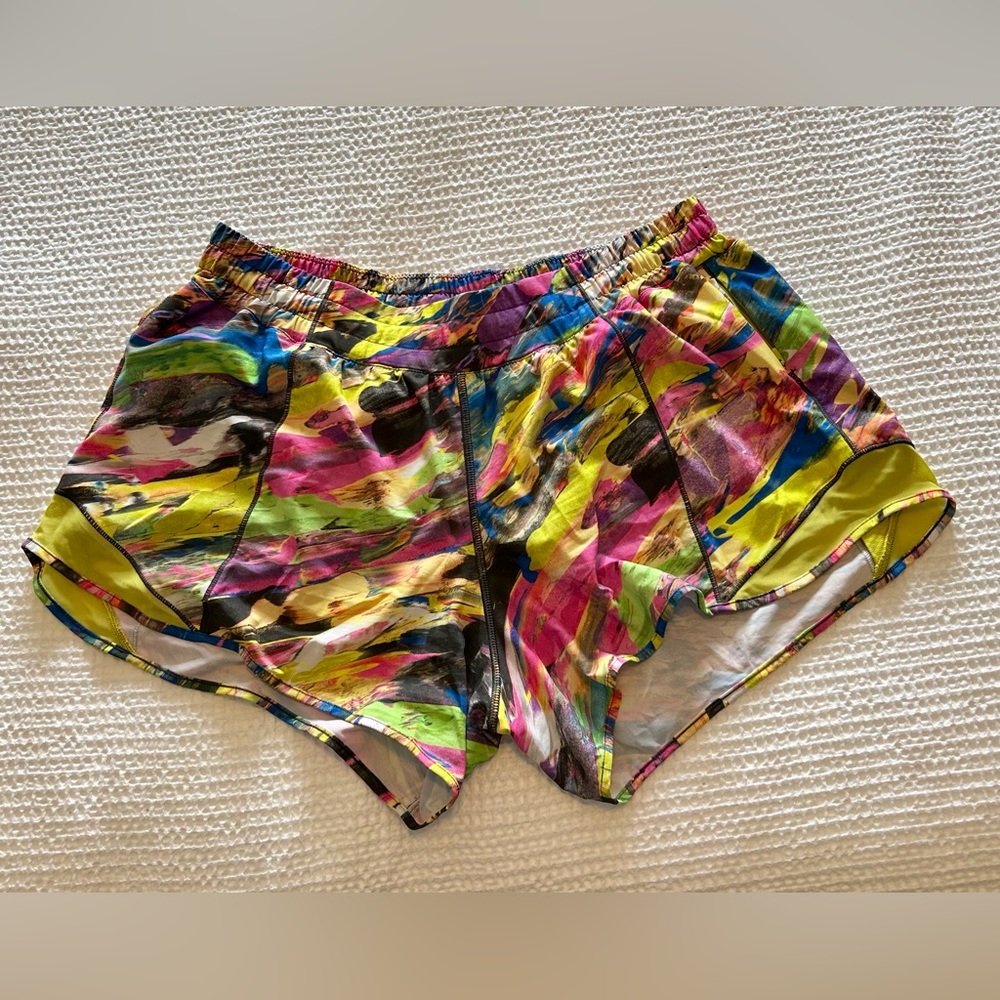Lululemon Hotty Hot Shorts Size 12